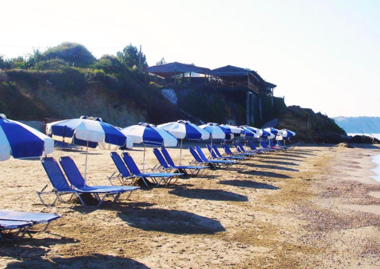 Stefanias Appartments Agios Matthaios  Luaran gambar