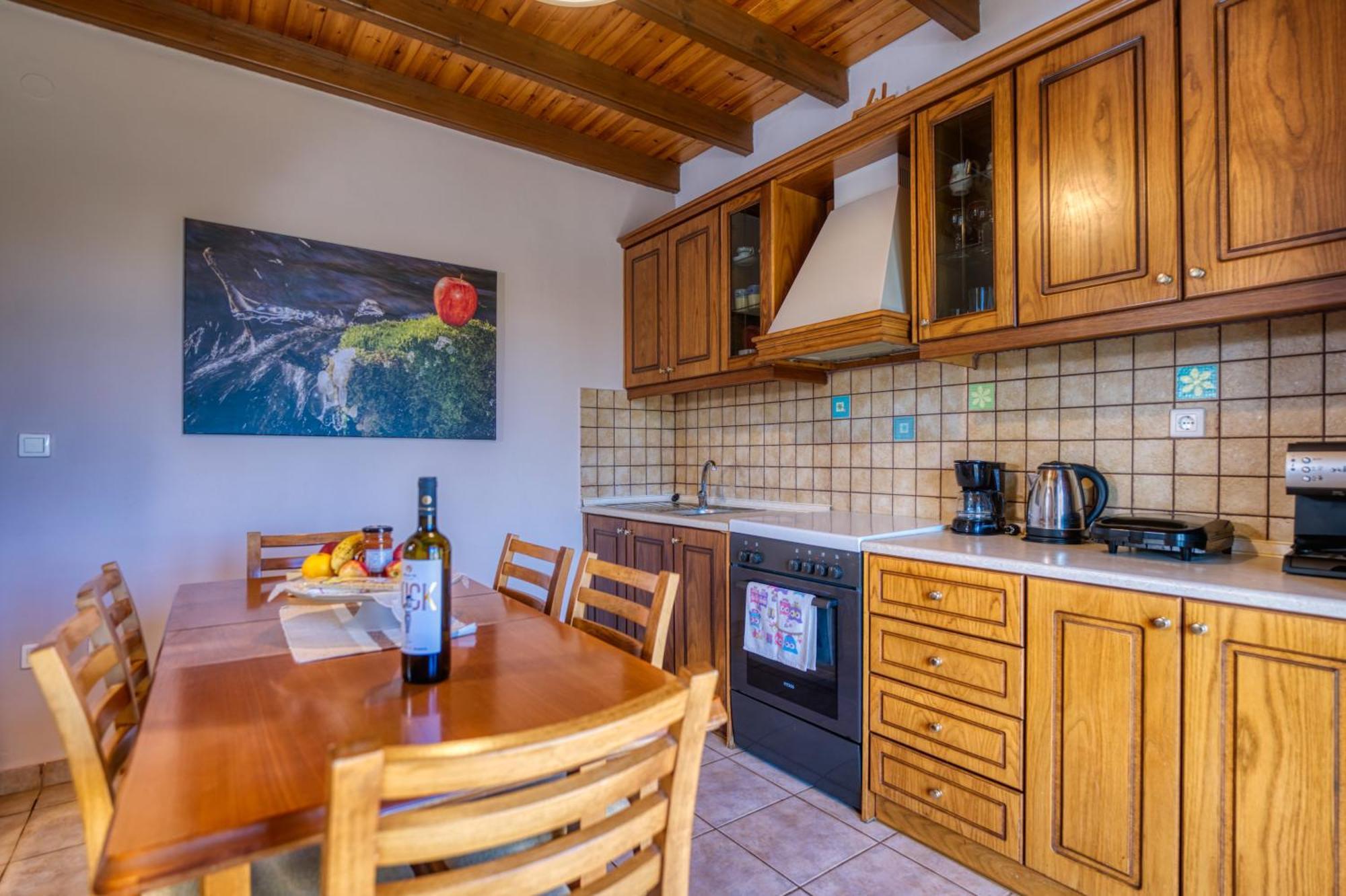 Stefanias Appartments Agios Matthaios  Luaran gambar